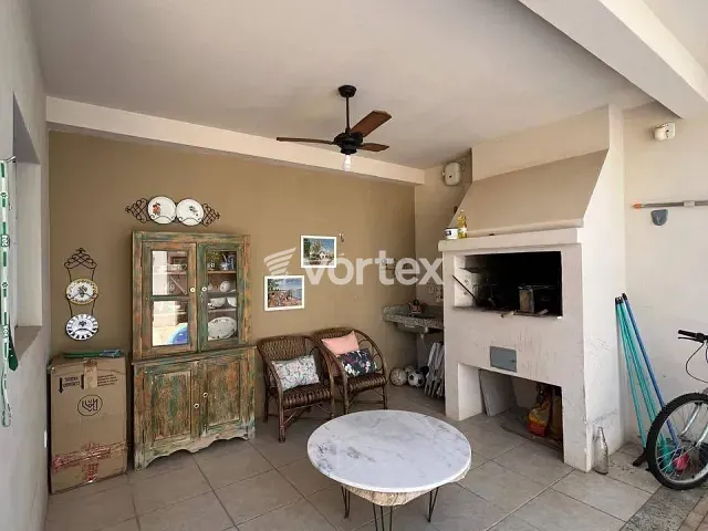 Casa 3 quartos e 3 banheiros, à venda, no bairro Centro em Uruguaiana