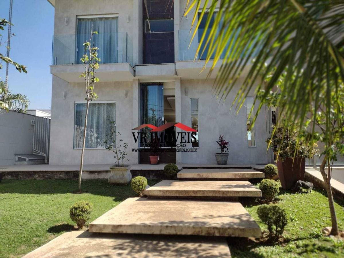 Casas à venda em Volta Redonda - RJ - Buskaza