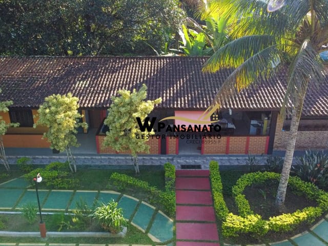 Casa com 3000m² 2 quartos e 4 banheiros, à venda, no bairro Sertão da Quina em Ubatuba