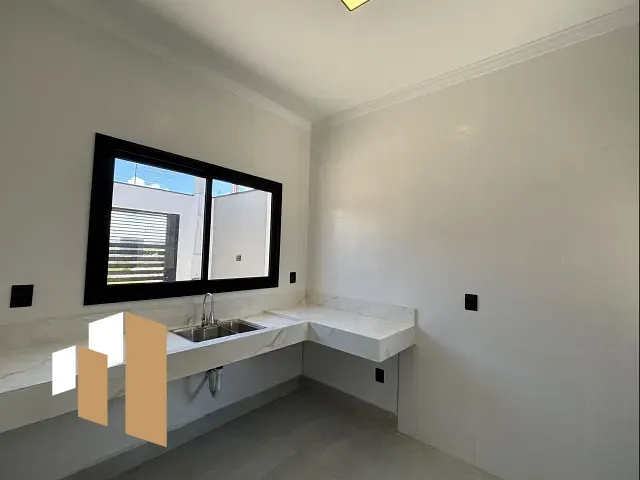 Casa 2 quartos e 2 banheiros, à venda, no bairro Jardim das Araras em Indaiatuba