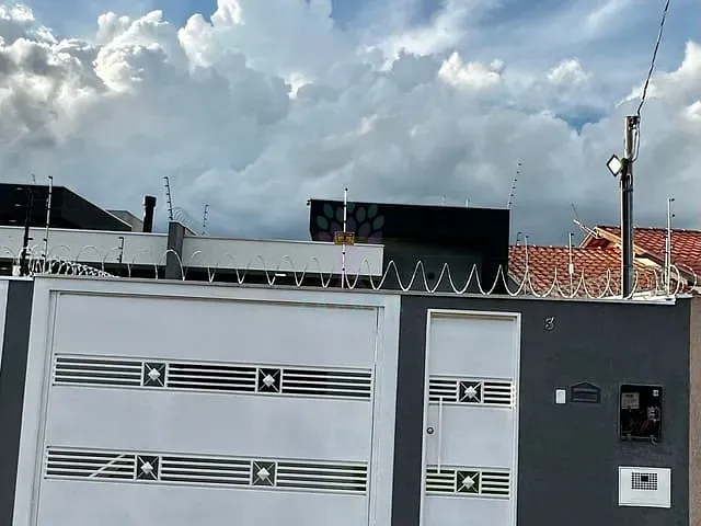 Casa com 180m² 3 quartos e 2 banheiros, à venda, no bairro Vila Santo Eugênio em Campo Grande