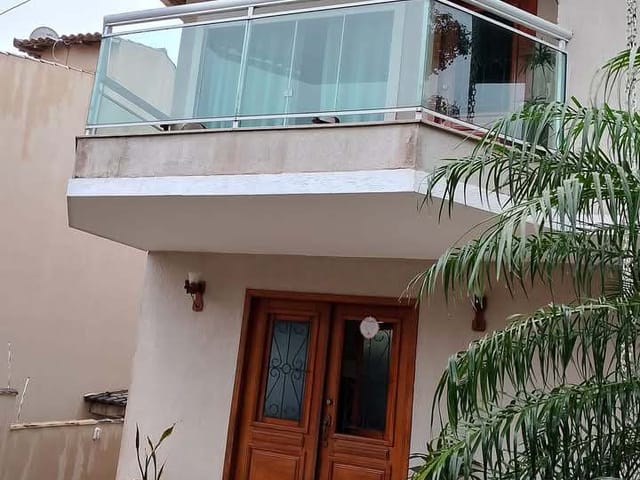 Casa 4 quartos e 2 banheiros, à venda, no bairro Extensão Novo Rio das Ostras em Rio das Ostras
