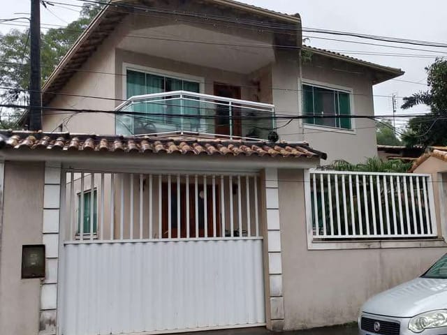 Casa 4 quartos e 2 banheiros, à venda, no bairro Extensão Novo Rio das Ostras em Rio das Ostras