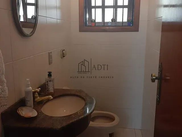 Casa com 660m² 3 quartos e 1 banheiro, à venda, no bairro Vila Oliveira em Mogi das Cruzes