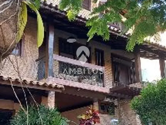 Casa 5 quartos e 8 banheiros, à venda ou para alugar, no bairro Piatã em Salvador