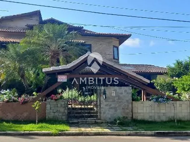 Casa 5 quartos e 8 banheiros, à venda ou para alugar, no bairro Piatã em Salvador