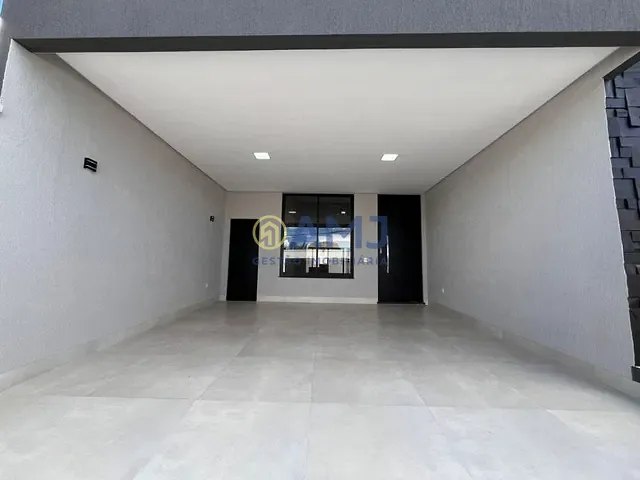Casa com 360m² 3 quartos e 3 banheiros, à venda, no bairro Garavelo Residencial Park em Aparecida de Goiânia