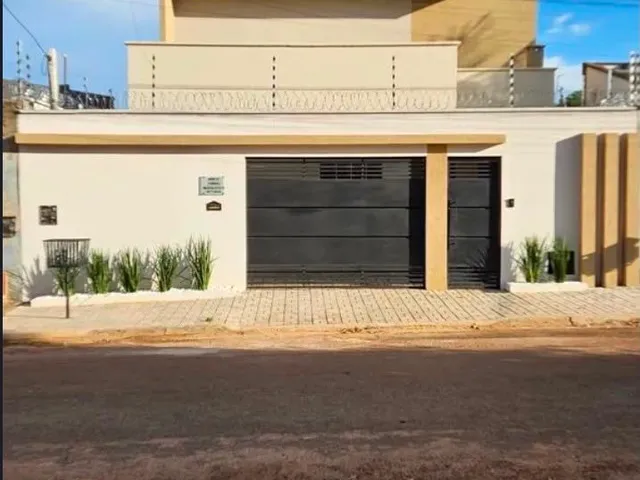 Casa com 200m² 4 quartos e 3 banheiros, à venda, no bairro Plano Diretor Sul em Palmas