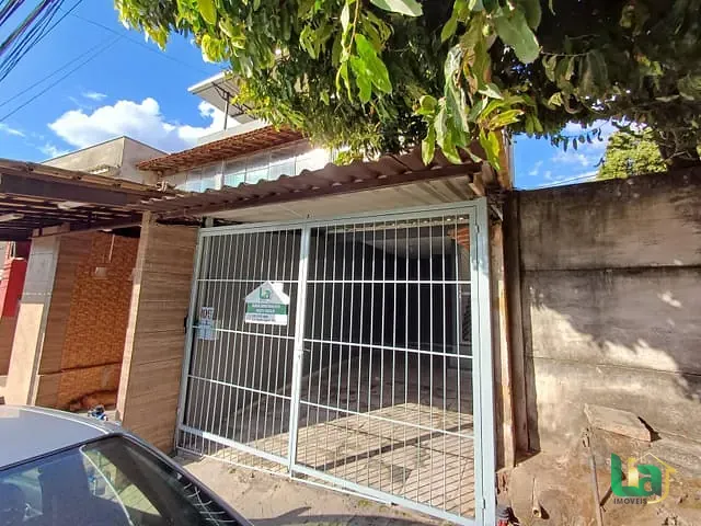 Casa 3 quartos e 3 banheiros, à venda, no bairro Alterosa em Muriaé