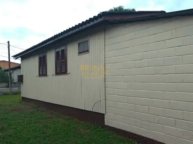 Casa 2 quartos e 1 banheiro, para alugar, no bairro Centro em Nova Hartz