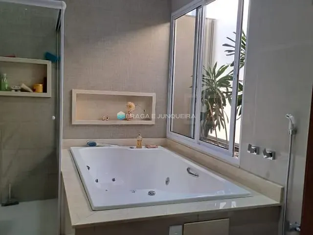 Casa com 275m² 3 quartos e 5 banheiros, à venda, no bairro Village Damha 3 em São José do Rio Preto
