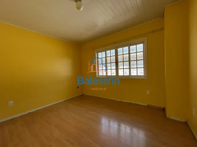 Casa 3 quartos e 2 banheiros, à venda, no bairro Centro em Fraiburgo