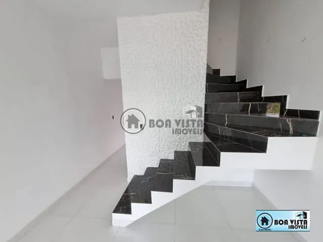 Sobrado com 125m² 2 quartos e 2 banheiros, à venda, no bairro Parque Residencial Marengo em Itaquaquecetuba