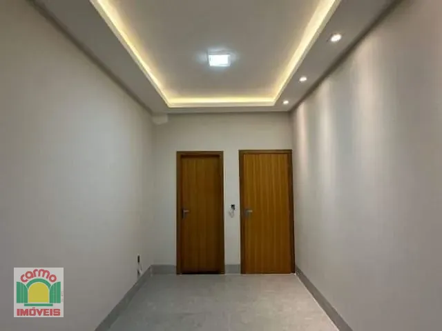 Casa com 225m² 3 quartos e 3 banheiros, à venda, no bairro Parque Brasília 2ª Etapa em Anápolis
