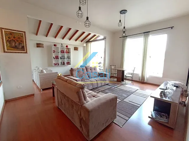 Casa com 266m² 4 quartos e 6 banheiros, à venda, no bairro Jardim Flórida em São Roque