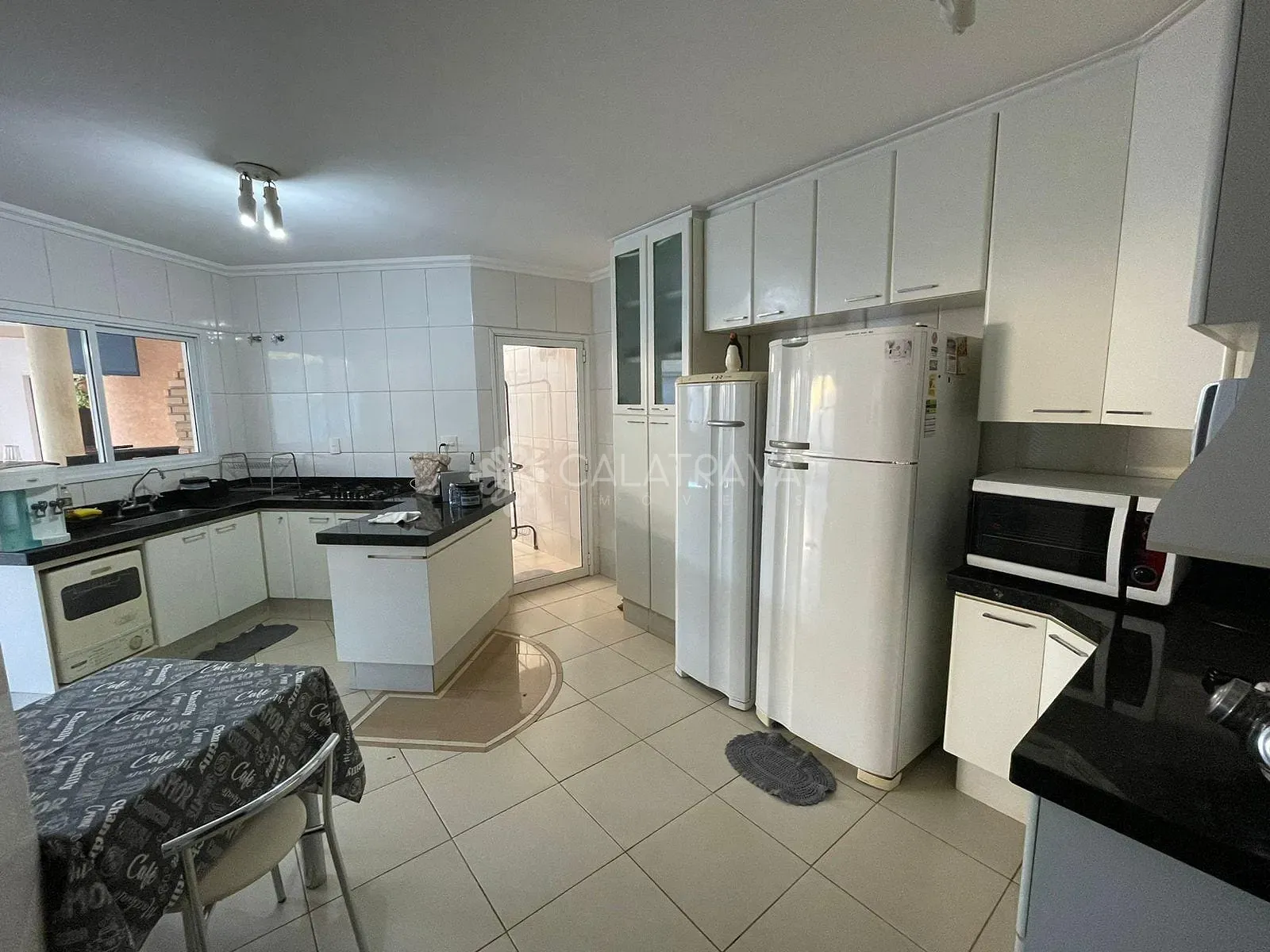 Casa, 5 quartos, 335 m² - Foto 4
