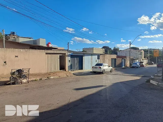 Casa 1 quarto e 1 banheiro, à venda, no bairro Varjão em Brasília
