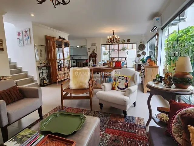 Casa com 220m² 3 quartos e 3 banheiros, à venda, no bairro Esperança em Londrina