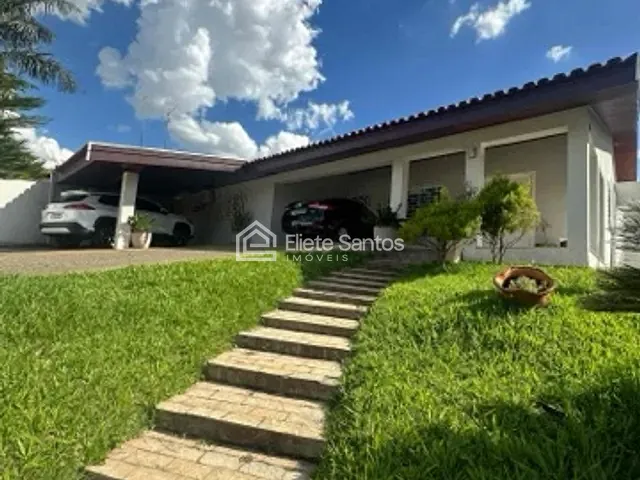 Casa com 530m² 3 quartos e 3 banheiros, à venda, no bairro Chácara Rodrigues em Americana