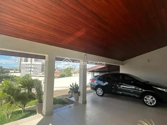 Casa com 530m² 3 quartos e 3 banheiros, à venda, no bairro Chácara Rodrigues em Americana