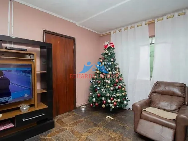 Casa 4 quartos e 4 banheiros, à venda, no bairro Vila Pereira Cerca em São Paulo