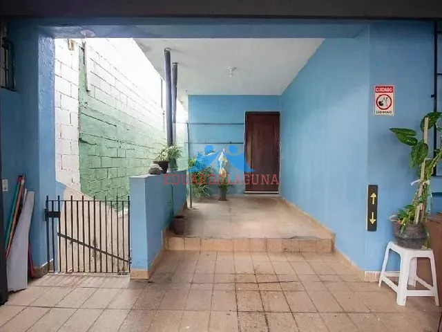 Casa 4 quartos e 4 banheiros, à venda, no bairro Vila Pereira Cerca em São Paulo