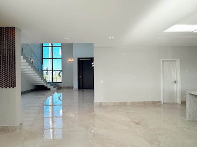 Casa com 600m² 5 quartos e 5 banheiros, à venda, no bairro Manguinhos em Serra