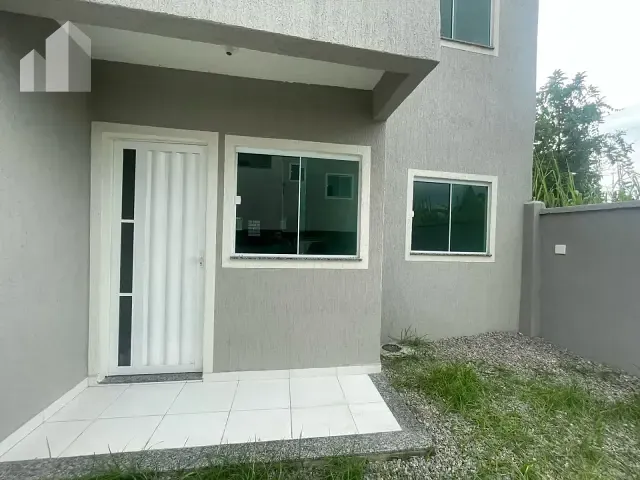 Casa com 73m² 2 quartos e 1 banheiro, à venda, no bairro Engenho Pequeno em Nova Iguaçu