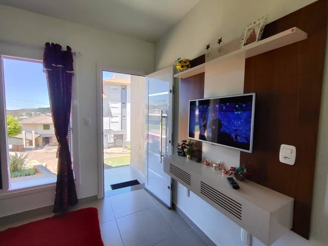 Casa 2 quartos e 1 banheiro, à venda, no bairro Loteamento Frison em Nova Prata