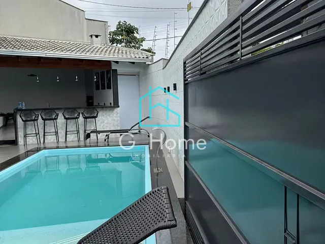 Casa com 250m² 3 quartos e 3 banheiros, à venda, no bairro Residencial Abussafe em Londrina