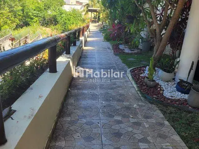 Casa 2 quartos e 3 banheiros, à venda, no bairro Patamares em Salvador
