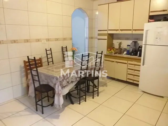 Casa com 250m² 3 quartos e 1 banheiro, à venda, no bairro Pirajussara em São Paulo