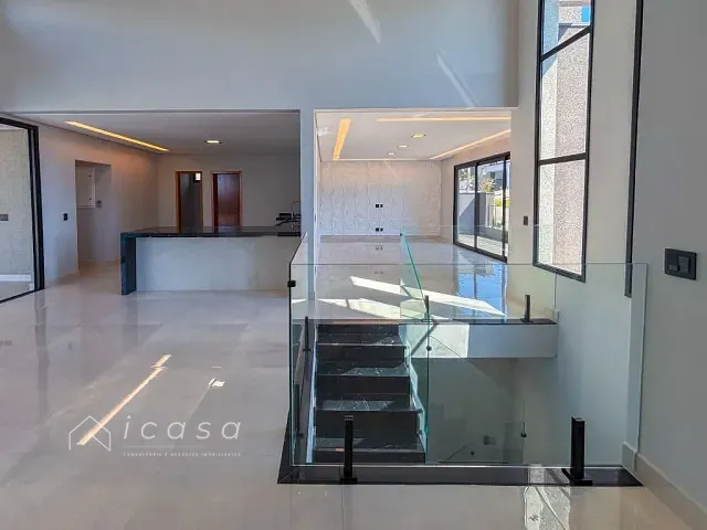 Casa com 540m² 3 quartos e 5 banheiros, à venda, no bairro Santa Mônica em Caçapava