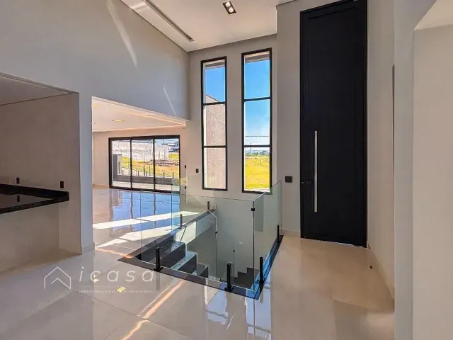 Casa com 540m² 3 quartos e 5 banheiros, à venda, no bairro Santa Mônica em Caçapava