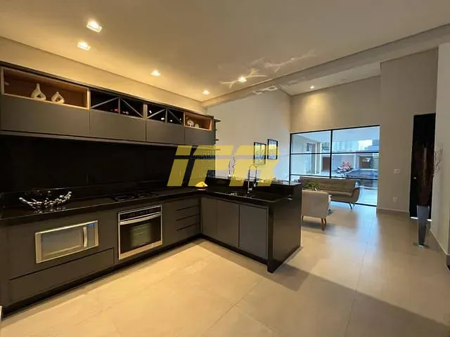 Casa com 251m² 3 quartos e 3 banheiros, à venda, no bairro Bairro dos Guedes em Tremembé