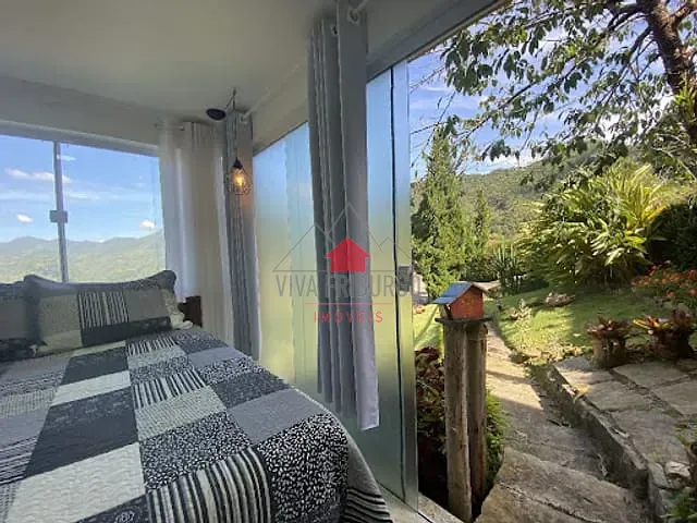 Casa com 1280m² 4 quartos e 4 banheiros, à venda, no bairro Mury em Nova Friburgo