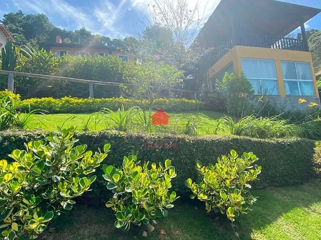 Casa com 1280m² 4 quartos e 4 banheiros, à venda, no bairro Mury em Nova Friburgo