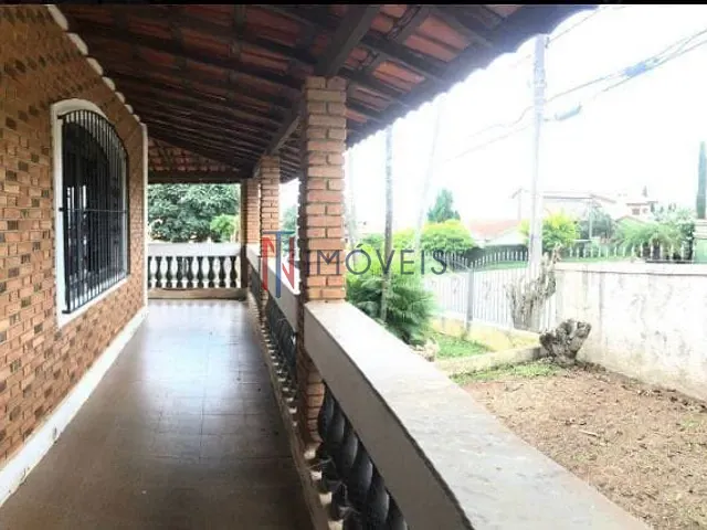 Casa com 576m² 4 quartos e 3 banheiros, à venda, no bairro Vila Loanda em Atibaia