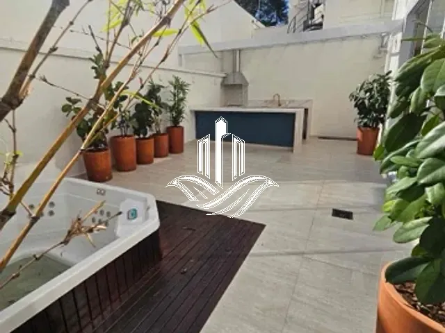 Casa 3 quartos e 5 banheiros, à venda, no bairro Morumbi em São Paulo