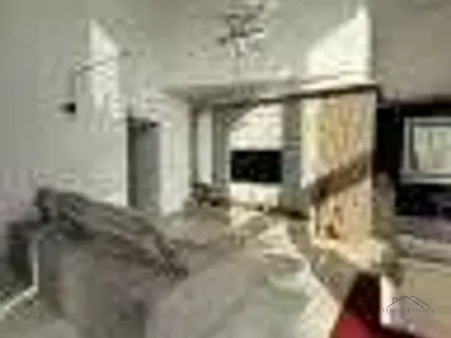 Casa com 300m² 3 quartos e 6 banheiros, à venda, no bairro Vila Oliveira em Mogi das Cruzes