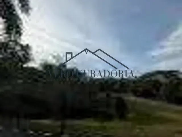 Casa com 300m² 3 quartos e 6 banheiros, à venda, no bairro Vila Oliveira em Mogi das Cruzes