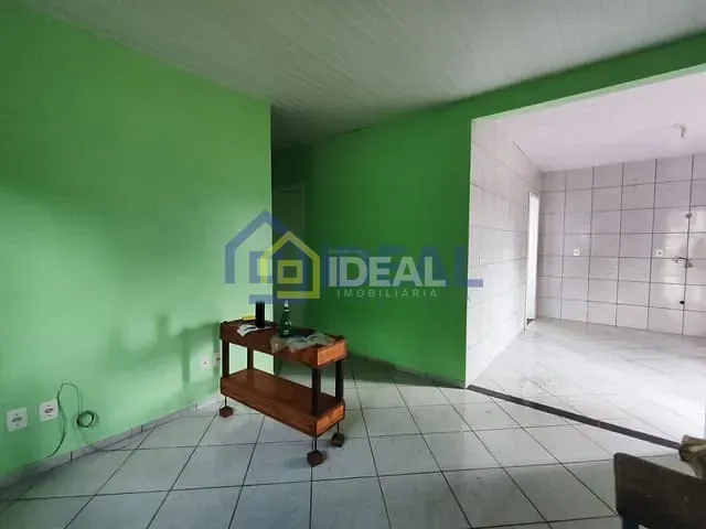 Casa 5 quartos e 2 banheiros, à venda, no bairro Floresta em Concórdia