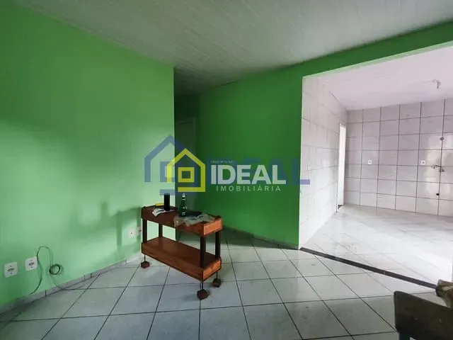 Casa 5 quartos e 2 banheiros, à venda, no bairro Floresta em Concórdia