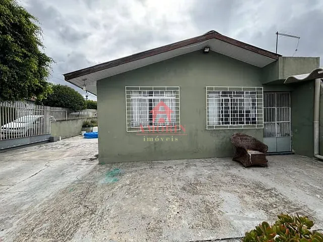 Casa 2 quartos e 1 banheiro, à venda, no bairro Fazendinha em Curitiba