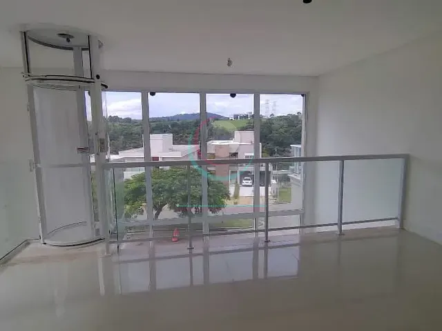 Casa com 470m² 4 quartos e 6 banheiros, à venda, no bairro Alphaville em Santana de Parnaíba