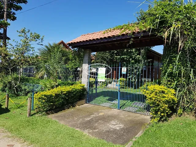 Casa com 900m² 4 quartos e 2 banheiros, à venda, no bairro Jardim Martinelli em Itatiaia