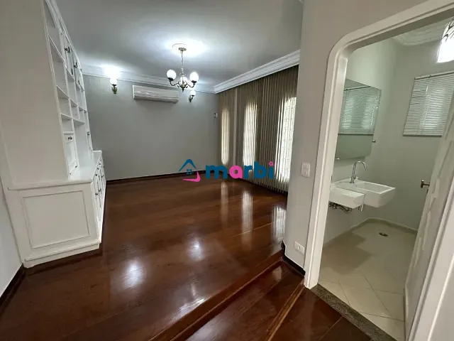 Casa com 220m² 4 quartos e 4 banheiros, à venda, no bairro Jardim Santana em Americana