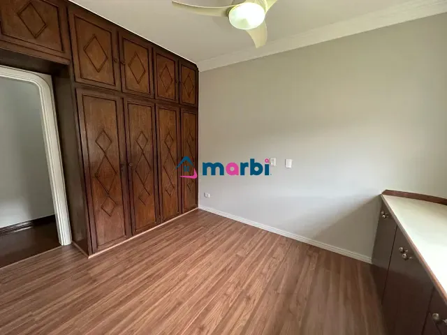 Casa com 220m² 4 quartos e 4 banheiros, à venda, no bairro Jardim Santana em Americana