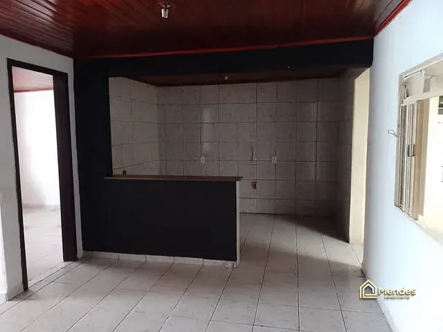 Casa com 140m² 3 quartos e 3 banheiros, à venda, no bairro Sítio Cercado em Curitiba