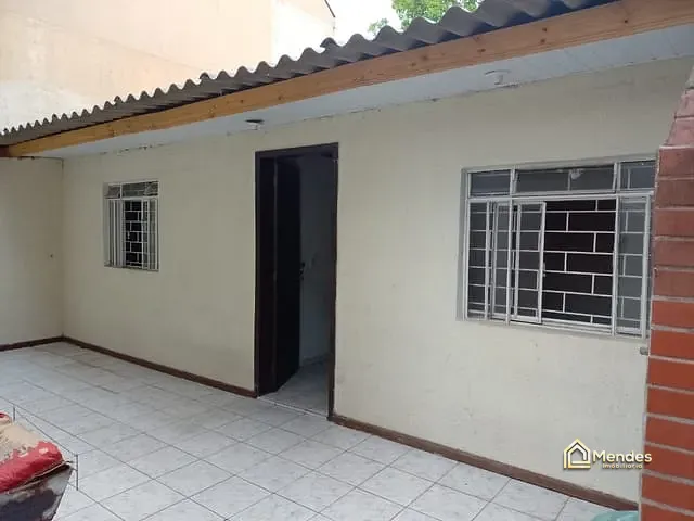 Casa com 140m² 3 quartos e 3 banheiros, à venda, no bairro Sítio Cercado em Curitiba